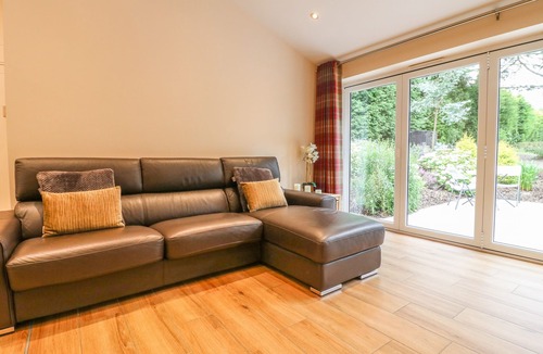 Belper Cottage | HAZEL COTTAGE, romantic, luxury holiday cottage in Belper