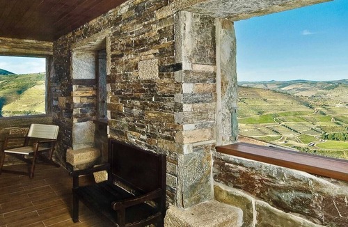 Gouvaes Villa | Heart of Douro Valley Charmer with private pool