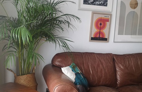Stoke Newington Apartment | Heart of Stoke Newington