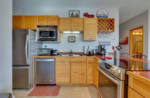 Wildernest Condo | Heated Pool Access + Near Skiing: Colorado Retreat