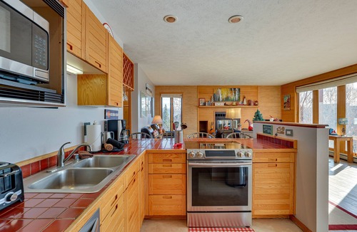 Wildernest Condo | Heated Pool Access + Near Skiing: Colorado Retreat