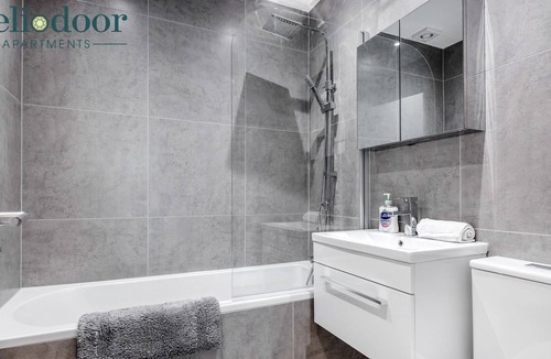 Milton Keynes Apartment | Heliodoor Apartments Milton Keynes 2-Bedroom Flat
