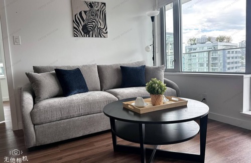 Southeast False Creek Condo | High end condo vacation home downtown Vancouver. Family friendly, new furniture