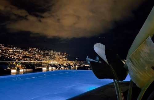 Sao Pedro House | Hiking Break in Levada dos Tornos! Pools, Free Parking, Free Breakfast & Sauna!