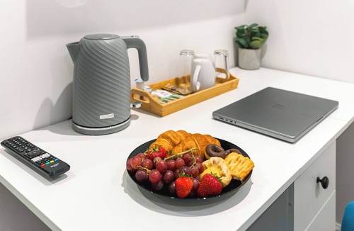 Earl Shilton Apartment | Hilltop Apartment 6 - UK50598