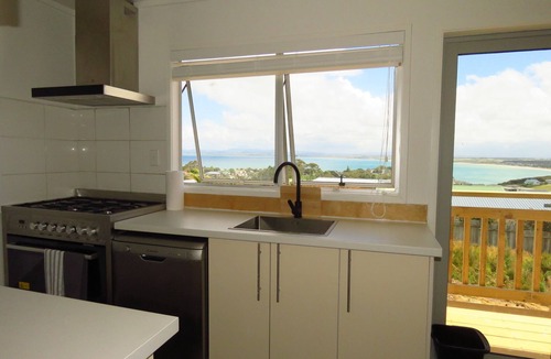 Merita House | HIlltop View