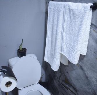 Vosloorus House | Hlurile Lodge