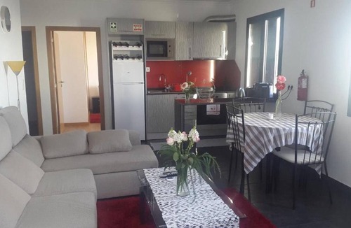 Ribeira Brava Apartment | Holiday Apartment "Vila Brava Cottage Apartamento G" with Sea View & Wi-Fi