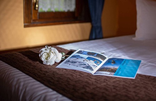 Valtellina Apartment | Holiday Apartment "Rin Sky Rin Livigno" with Mountain View & Wi-Fi