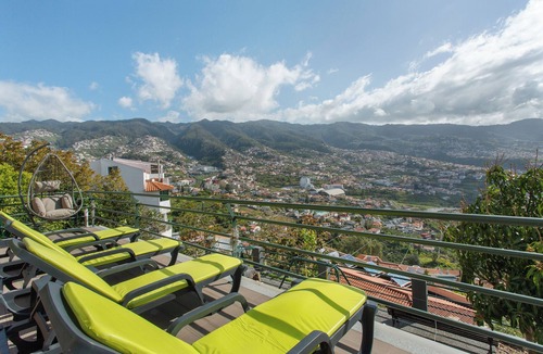 Santo Antonio Villa | Holiday Home 'Barcelos View' with Private Pool, Private Terrace and Wi-Fi