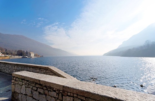 Mergozzo House | Holiday Home 'Casa Vacanze Laghi e Monti' with Mountain View, Private Garden and Wi-Fi