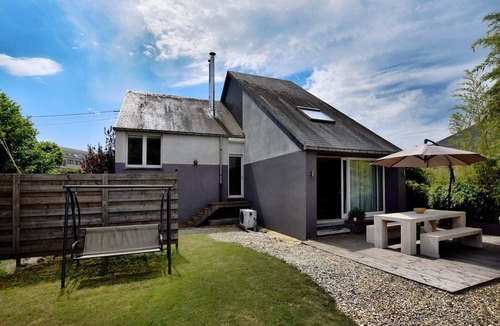 Saint-Mard House | Holiday Home in Virton with swimming pool