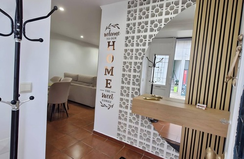 Braganca House | Holiday Home 'Origens' with Wi-Fi and Air Conditioning
