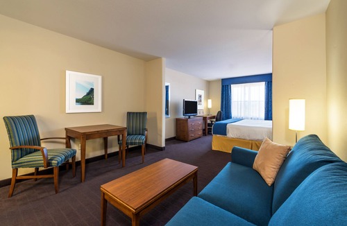 Deer Lake Hotel | Holiday Inn Express Deer Lake by IHG