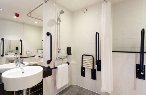 Harlow Hotel | Holiday Inn Express Harlow by IHG