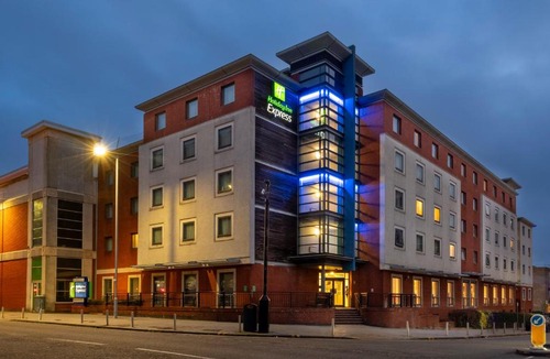 Stevenage Hotel | Holiday Inn Express Stevenage by IHG