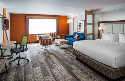Halifax Hotel | Holiday Inn Express & Suites Halifax - Bedford by IHG