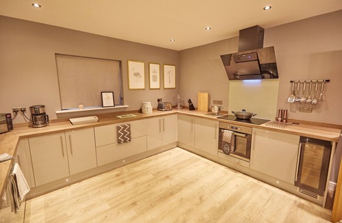 Dunholme House | Holly Tree Barn, Ashlin Farm Barns