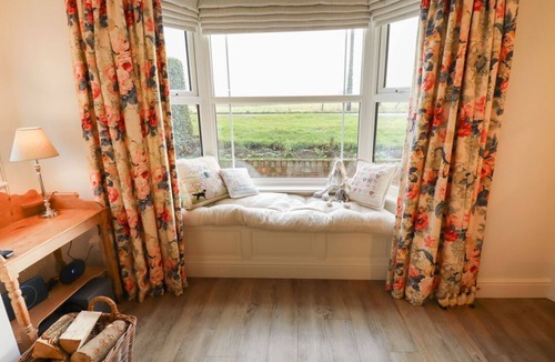 Frampton House | Holt House is in Bicker. 4bed.
