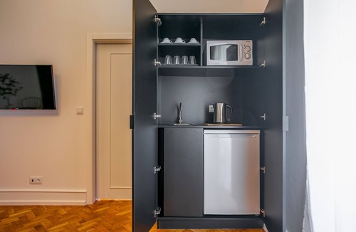 Sao Joao de Deus Apartment | Home Out 1E - 5 Bedroom Apartament with Parking