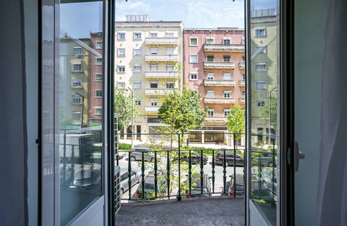 Sao Joao de Deus Apartment | Home Out 1E - 5 Bedroom Apartament with Parking