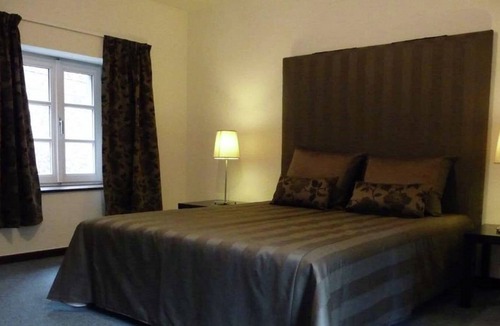 Comblain-au-Pont House | Home with garden beside the Ourthe and the RAVeL.