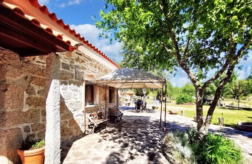 Moimenta da Beira Villa | Homerez - Charming villa in Segões