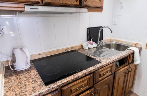 Castelo de Paiva House | Homerez - Comfortable house in Fornos with shared pool