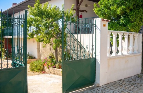 Macedo de Cavaleiros House | Homerez - House in Bragança with terrace