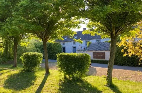 Burdinne Villa | Homerez - Villa in Burdinne