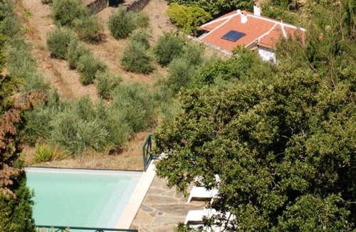 Torre de Moncorvo Villa | Homerez - Villa for 6 ppl. with shared pool and terrace at Torre de Moncorvo
