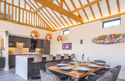 Tring House | Honey Barn - Stunning 4-Bed Rural Paradise
