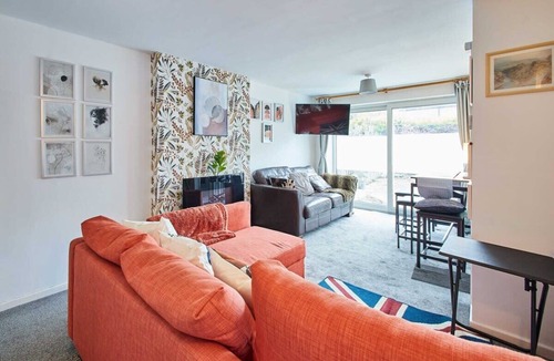 Burton Joyce Apartment | Host & Stay | Shaftsbury