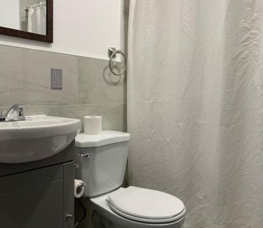 Gay Village Hotel | Hotel Bon Accueil