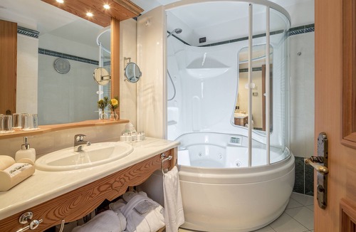 Madonna di Campiglio Hotel | Hotel Chalet del Sogno