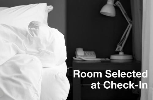 Mont-Tremblant Pedestrian Village Hotel | Hotel Quintessence
