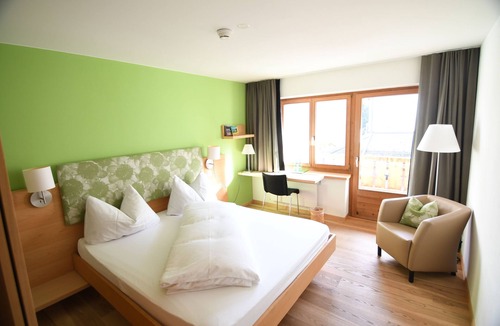 Tavanasa Hotel | Hotel Ucliva