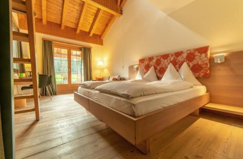 Tavanasa Hotel | Hotel Ucliva
