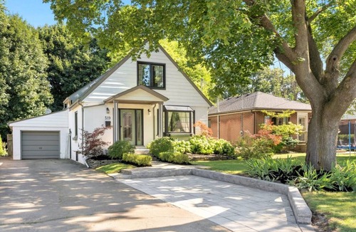 Burlington House | House ∙ 2 bedrooms ∙ 4 guests