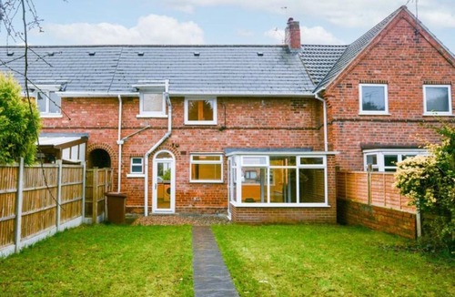 Trowell House | House - Sleeps 4-6 - Parking - Pet Friendly