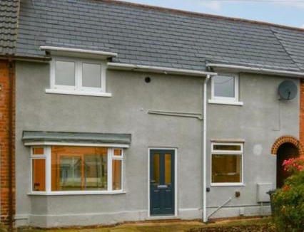 Ilkeston House | House - Sleeps 4-6 - Parking - Pet friendly