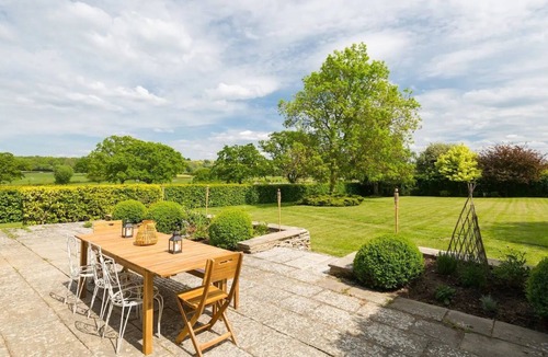 Chipping Norton House | Idyllic Cotswold Farmhouse