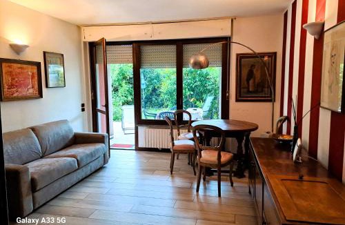 Greco Apartment | Il Giardino dell'Artista con Parcheggio e Giardino a Milano