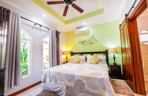 Bejuco Villa | Immaculate 3 bedroom, 3 bathroom private villa with private pool