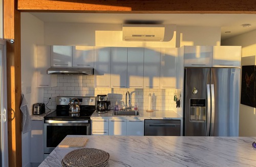 Green Gables Cottage | In the Heart of Cavendish, Modern Ocean View Cottage