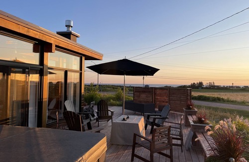 Green Gables Cottage | In the Heart of Cavendish, Modern Ocean View Cottage