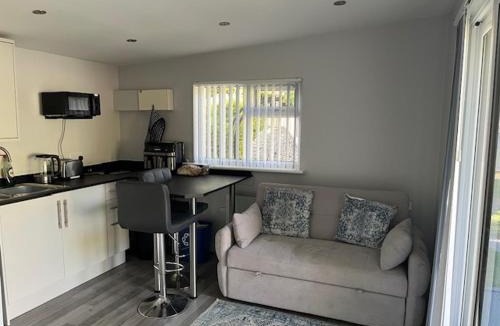 Darley Abbey Apartment | Independent garden studio - sleeps max 3.