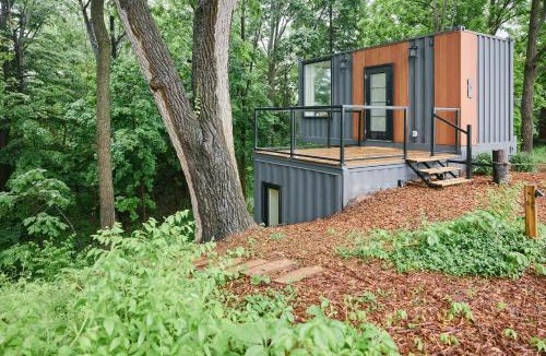 Lincoln House | Inn The Orchard, Valley View, Modern Container