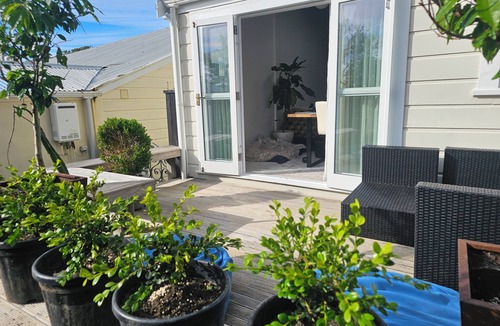 Thorndon Villa | Inner City Warm Villa