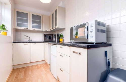 Wilford Apartment | Inviting and Cosy Annexe | Free Parking and Wi-Fi